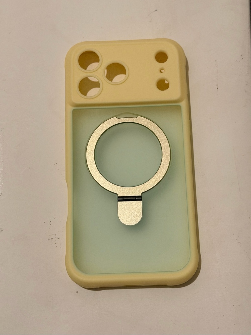 Silicone Dual-Tone Phone Case with Metal Ring Stand - Cream & Light Green